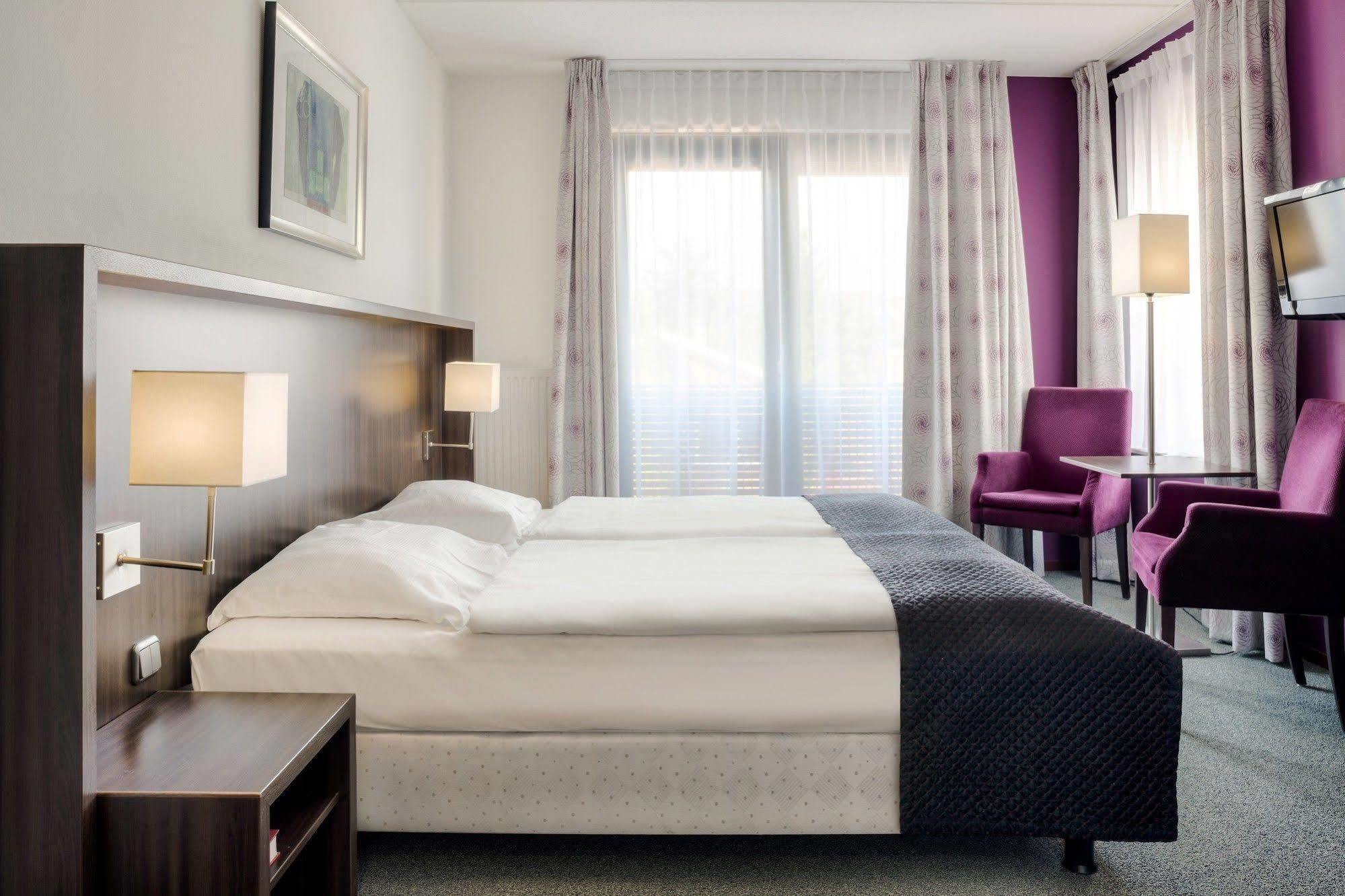 Hampshire Hotel - Avenarius Руурло Екстер'єр фото